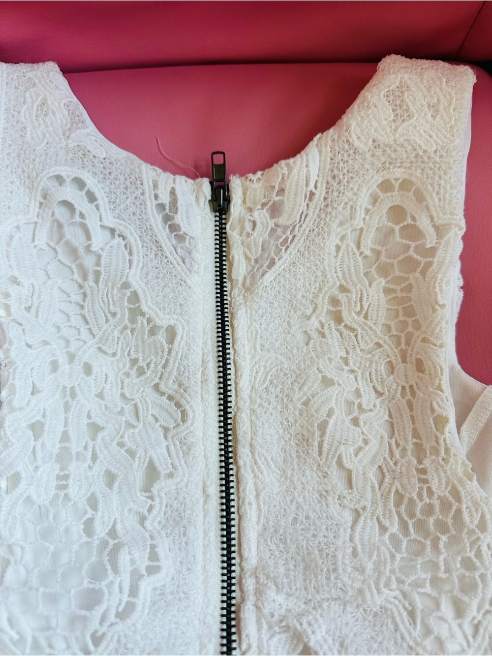 Lulu's White Lace Crochet Crop Top - Picture 7 of 8